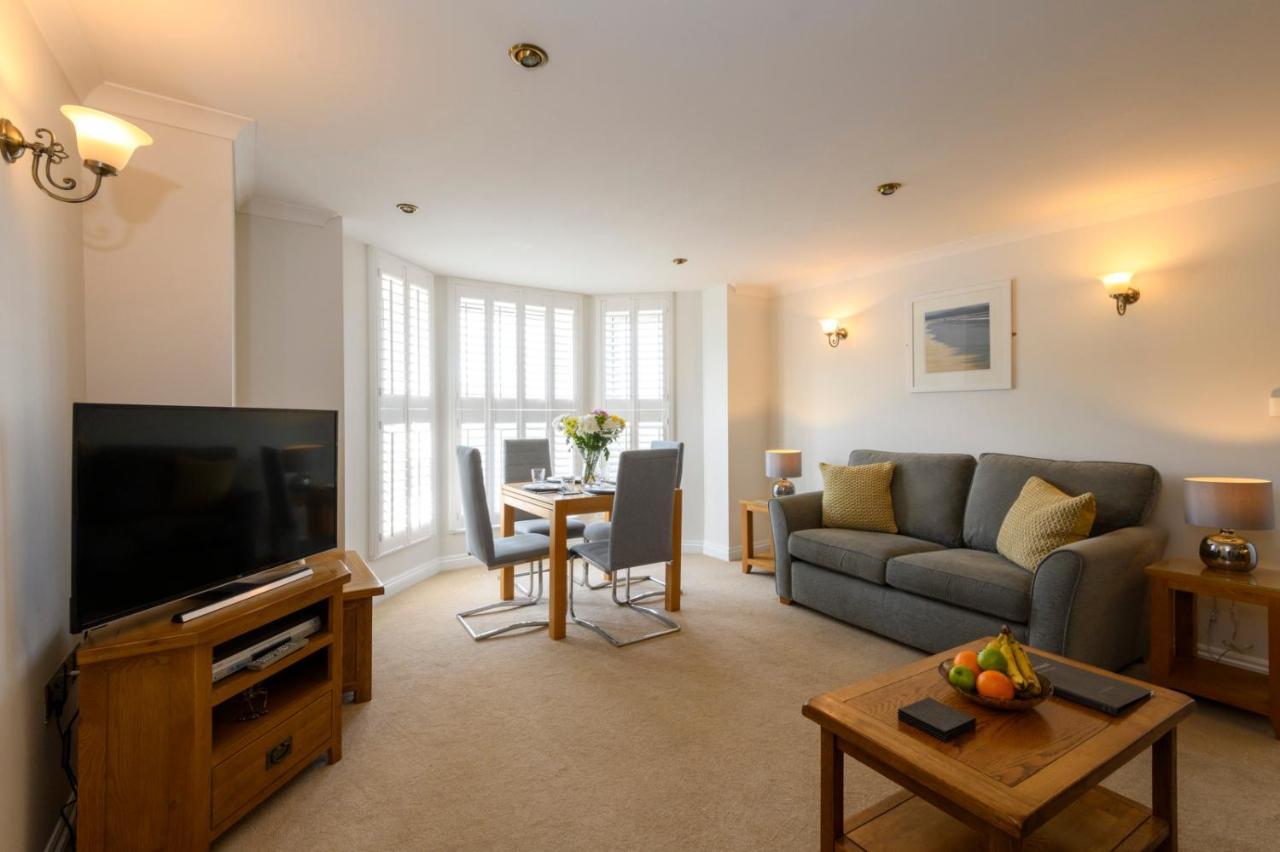 Beachcombers Apartments Newquay  Luaran gambar